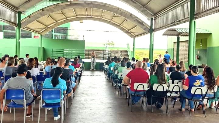 Reunião de pais Reunião de pais