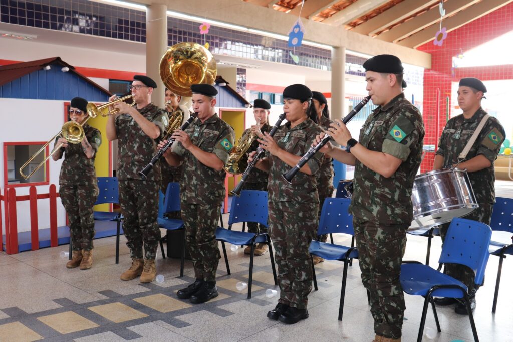 CEI Professora Rosa Maria Osorski é inaugurado em Amambai CEI Professora Rosa Maria Osorski é inaugurado em Amambai