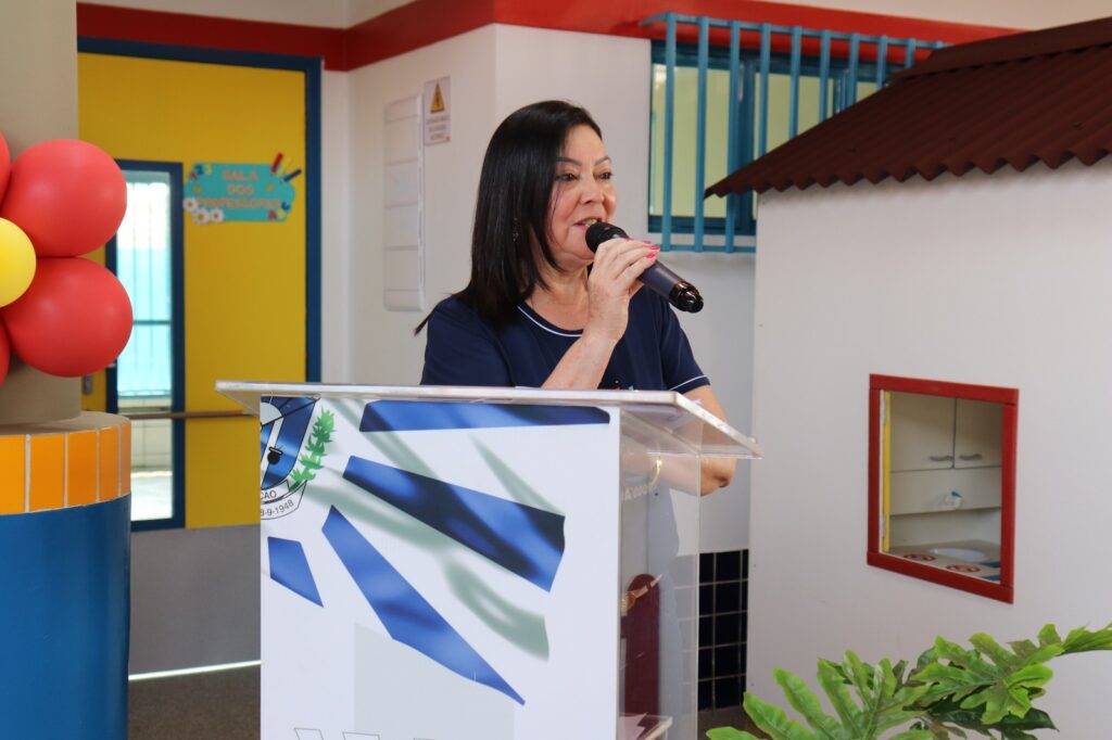 CEI Professora Rosa Maria Osorski é inaugurado em Amambai CEI Professora Rosa Maria Osorski é inaugurado em Amambai