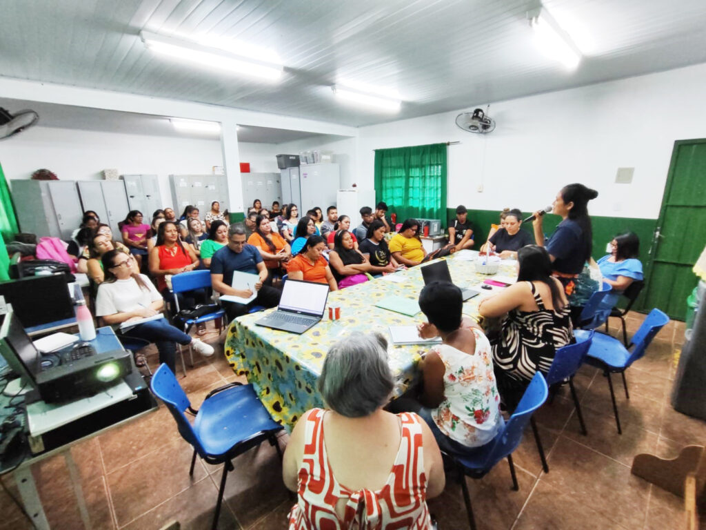 Escola Municipal Mitã Rory dá início ao ano letivo com acolhida aos docentes e coordenadores pedagógicos Escola Municipal Mitã Rory dá início ao ano letivo com acolhida aos docentes e coordenadores pedagógicos