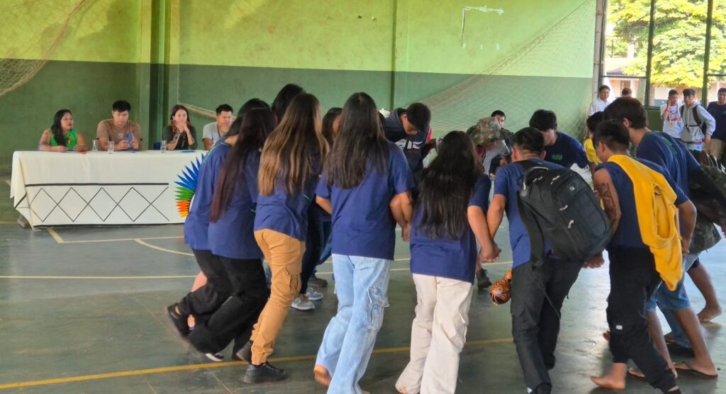 Programação da Semana dos Povos Indígenas da Escola Estadual Indígena Mbo’eroy Guarani Kaiowá Programação da Semana dos Povos Indígenas da Escola Estadual Indígena Mbo’eroy Guarani Kaiowá