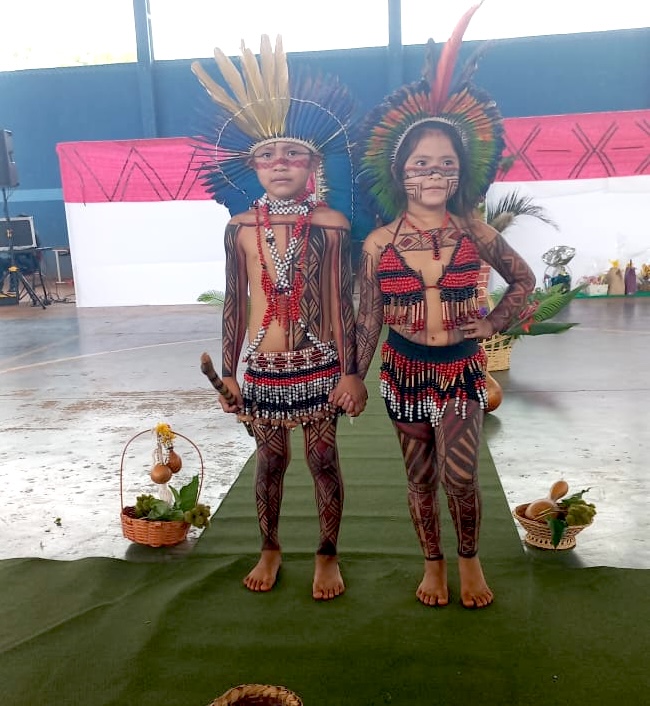 Trabalho desenvolvido no mês de abril referente à Semana dos Povos Indígenas na Escola Municipal Mbo’erenda Ypyendy Trabalho desenvolvido no mês de abril referente à Semana dos Povos Indígenas na Escola Municipal Mbo’erenda Ypyendy