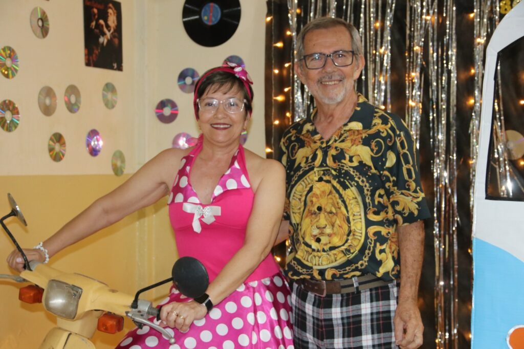 Simted realiza tradicional jantar em homenagem aos profissionais aposentados da educação