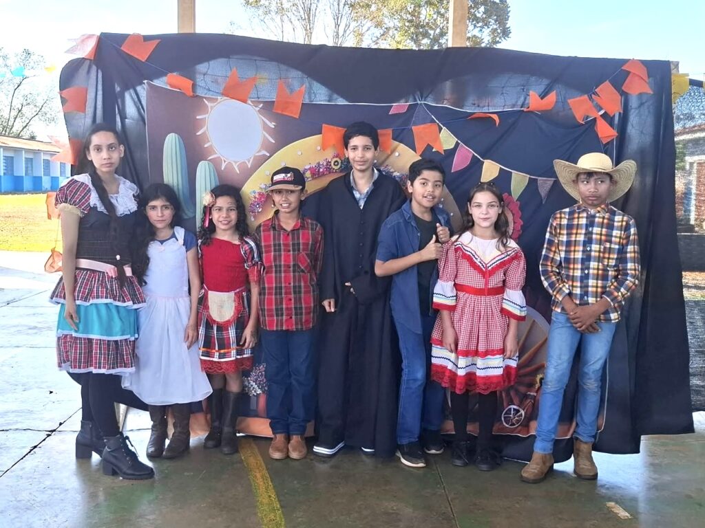 Celebração Cultural: Escola Flávio Derzi realiza animada Festa Junina com participação da comunidade escolar Celebração Cultural: Escola Flávio Derzi realiza animada Festa Junina com participação da comunidade escolar