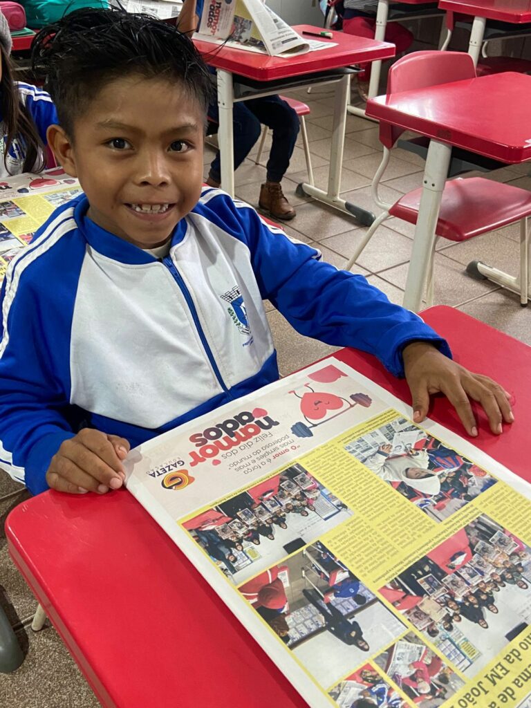 Ver-se no jornal: uma experiência inesquecível para os pequenos leitores