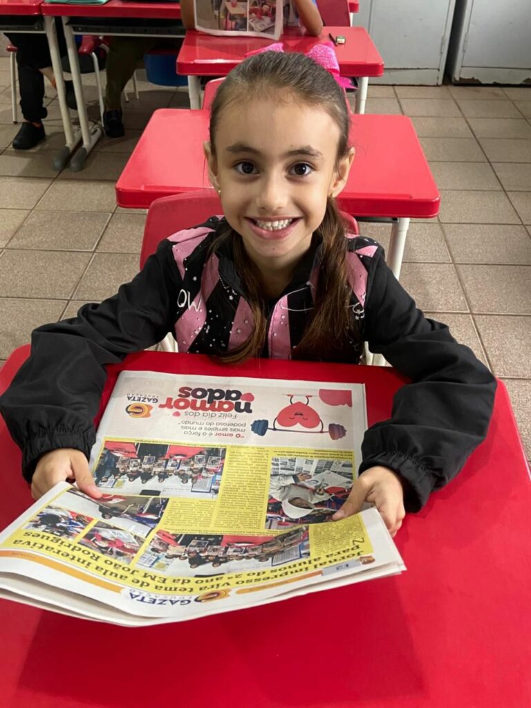 Ver-se no jornal: uma experiência inesquecível para os pequenos leitores
