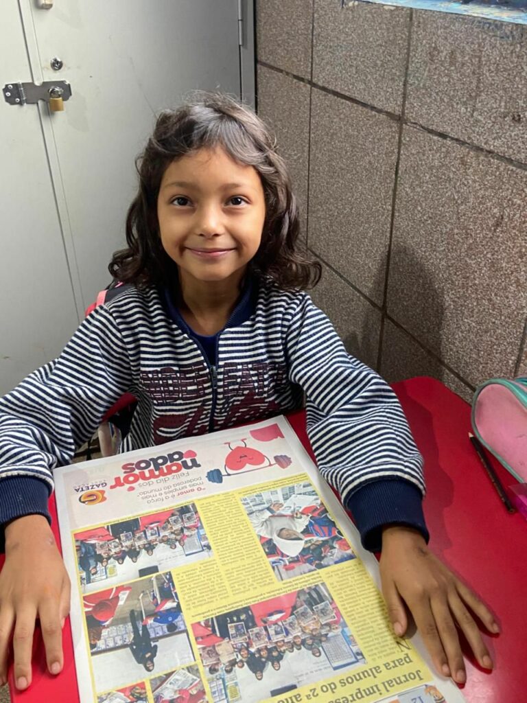 Ver-se no jornal: uma experiência inesquecível para os pequenos leitores