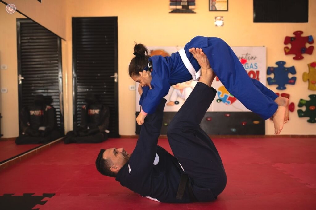 Jiu-Jitsu inclusivo e desenvolvimento infantil: como a arte marcial pode transformar vidas