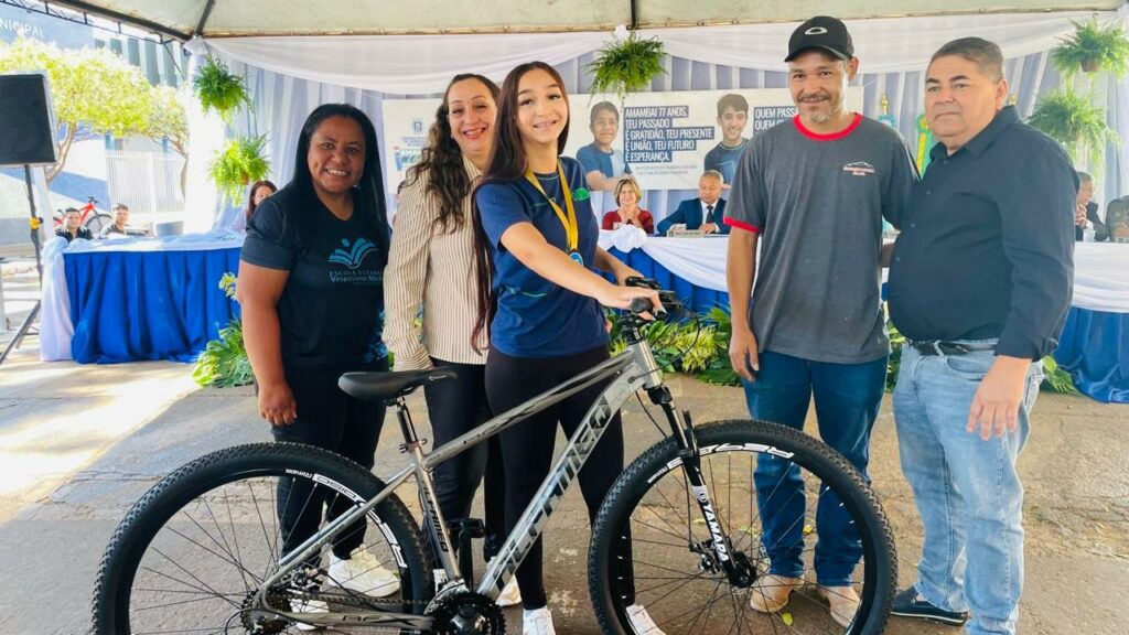 Palavras que constroem memórias Palavras que constroem memórias