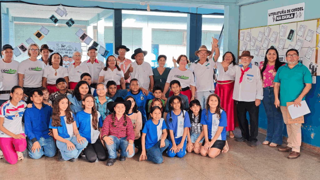 Feira Cultural – Dia do Folclore Feira Cultural – Dia do Folclore