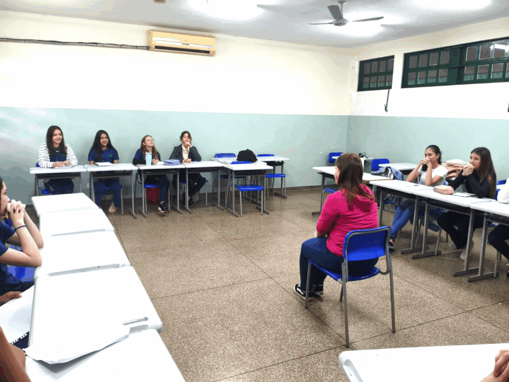 Justiça Ambiental em Debate: EE. Dom Aquino Corrêa Transforma Sala de Aula em Plenário para Júri Simulado Justiça Ambiental em Debate: EE. Dom Aquino Corrêa Transforma Sala de Aula em Plenário para Júri Simulado