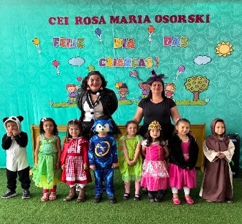 Diversão, criatividade e leitura marcam o mês das crianças no CEI Rosa Maria Osorski