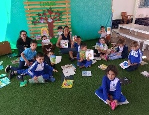 Diversão, criatividade e leitura marcam o mês das crianças no CEI Rosa Maria Osorski