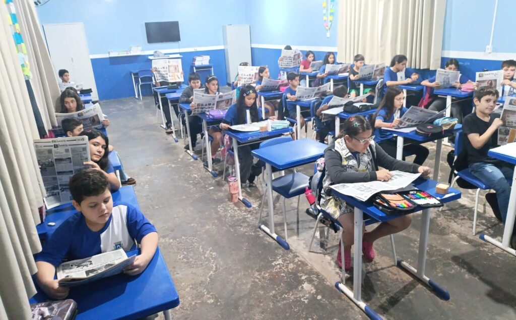 Jornal em sala de aula estimula leitura e interpretação na escola Marlene Vilarinho