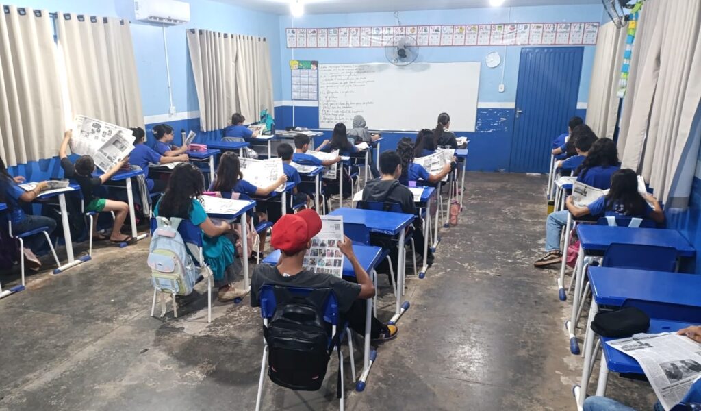Jornal em sala de aula estimula leitura e interpretação na escola Marlene Vilarinho