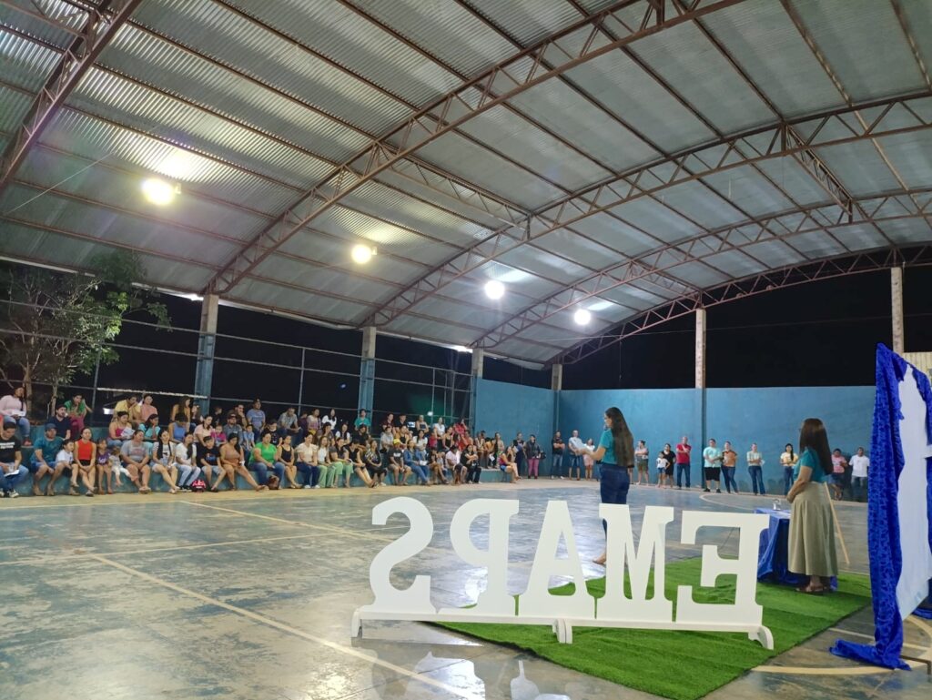 Escola realiza reuniões gerais e apresenta melhorias estruturais e orientações às famílias Escola realiza reuniões gerais e apresenta melhorias estruturais e orientações às famílias