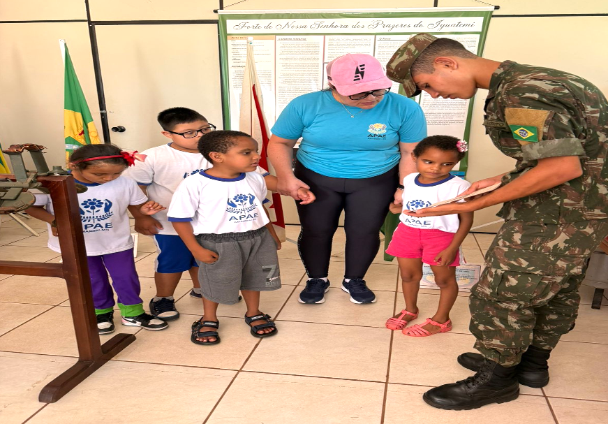 Tradicional Passeio no Quartel Tradicional Passeio no Quartel