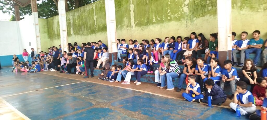 Palestra e teatro reforçam importância da preservação da água Palestra e teatro reforçam importância da preservação da água