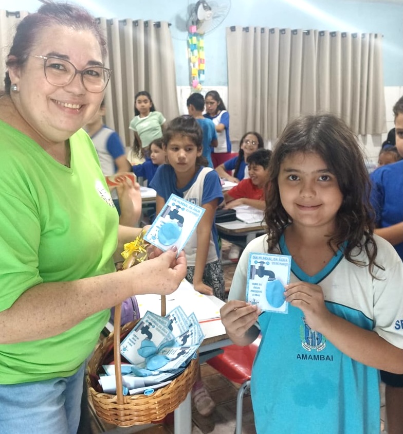 Conscientização sobre a água mobiliza alunos em atividade escolar Conscientização sobre a água mobiliza alunos em atividade escolar