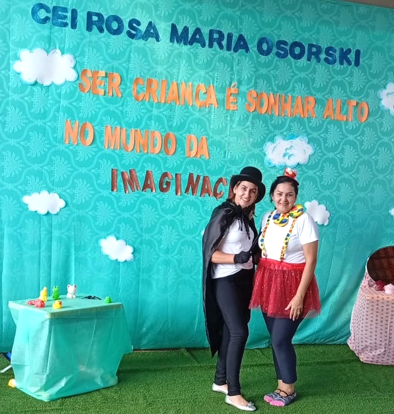 Aprendizado com música e teatro marca atividades no CEI Rosa Maria Aprendizado com música e teatro marca atividades no CEI Rosa Maria