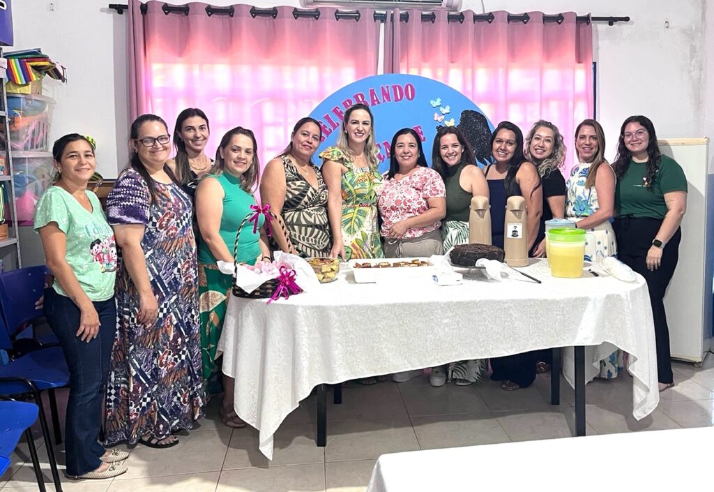 CEI Terra Mater celebra o Dia do Circo e o Dia da Mulher