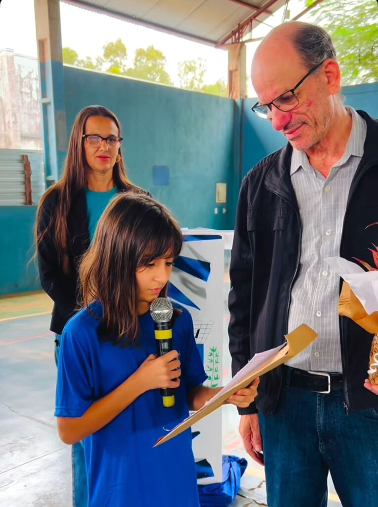 Escola Antônio Pinto da Silva celebra reforma e novas estruturas