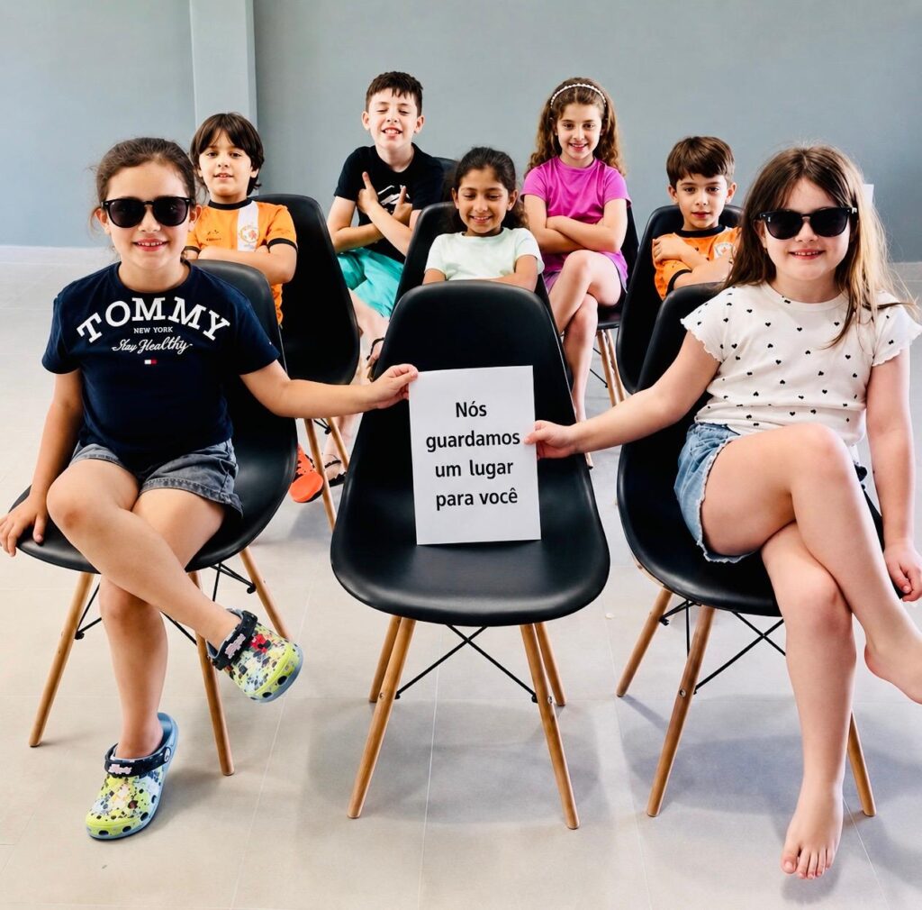 O inglês na infância: um investimento no futuro das crianças O inglês na infância: um investimento no futuro das crianças