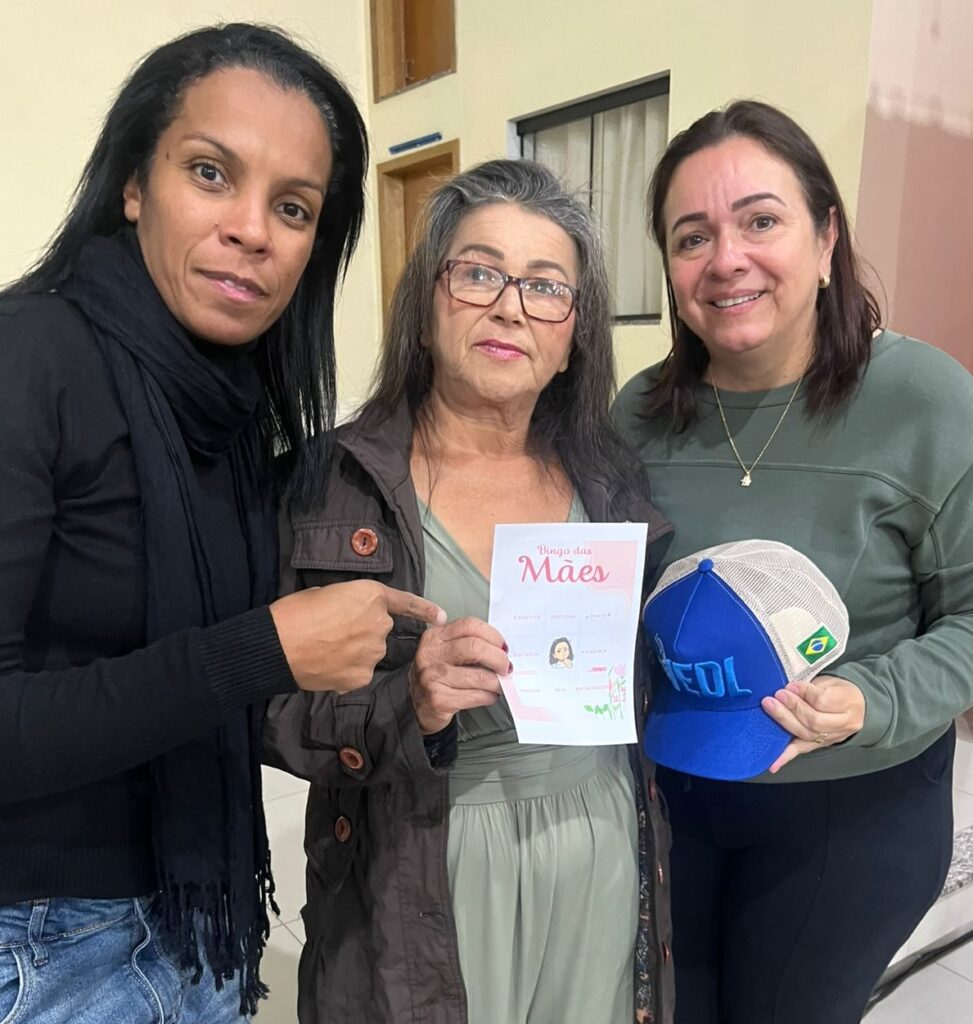 Grupo de Mães Laços de Amor Eterno celebra Dia das Mães com beleza, emoção e homenagens dos filhos