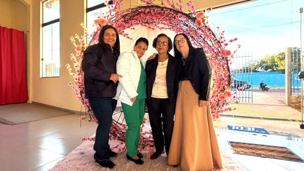 Grupo de Mães Laços de Amor Eterno celebra Dia das Mães com beleza, emoção e homenagens dos filhos