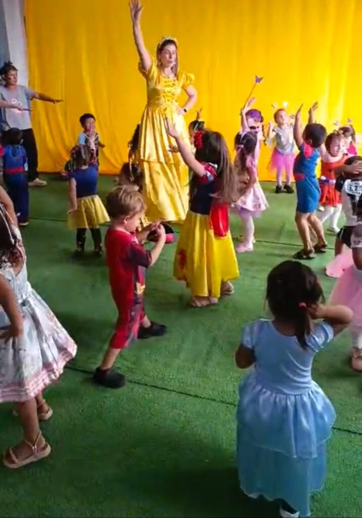 Alegria e aprendizado na Semana do Brincar Alegria e aprendizado na Semana do Brincar