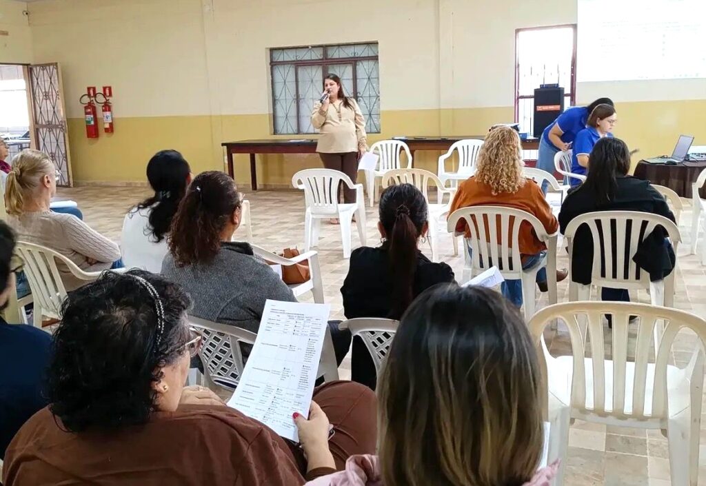 Simted de Amambai realiza assembleia para discutir proposta de reforma da previdência dos servidores municipais
