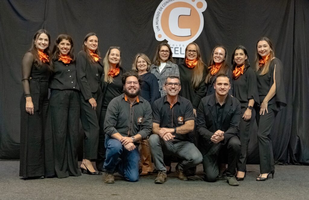 Conhecimento que gera resultados: CELQ celebra 83 medalhas e méritos em olimpíadas acadêmicas Conhecimento que gera resultados: CELQ celebra 83 medalhas e méritos em olimpíadas acadêmicas