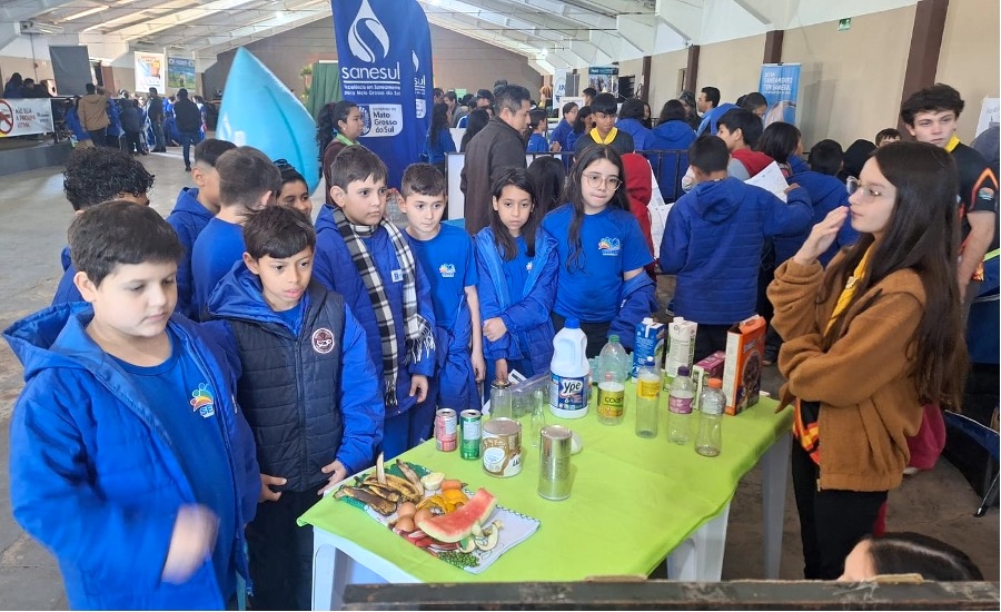 Feira desperta consciência ambiental nos estudantes