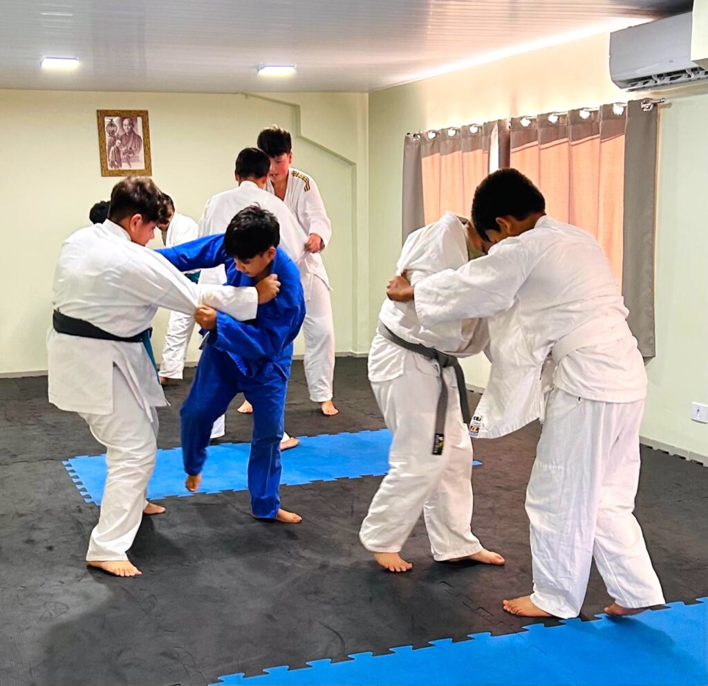 Judô do Instituto Eduardo Dutra Lescano forma muito mais do que atletas Judô do Instituto Eduardo Dutra Lescano forma muito mais do que atletas