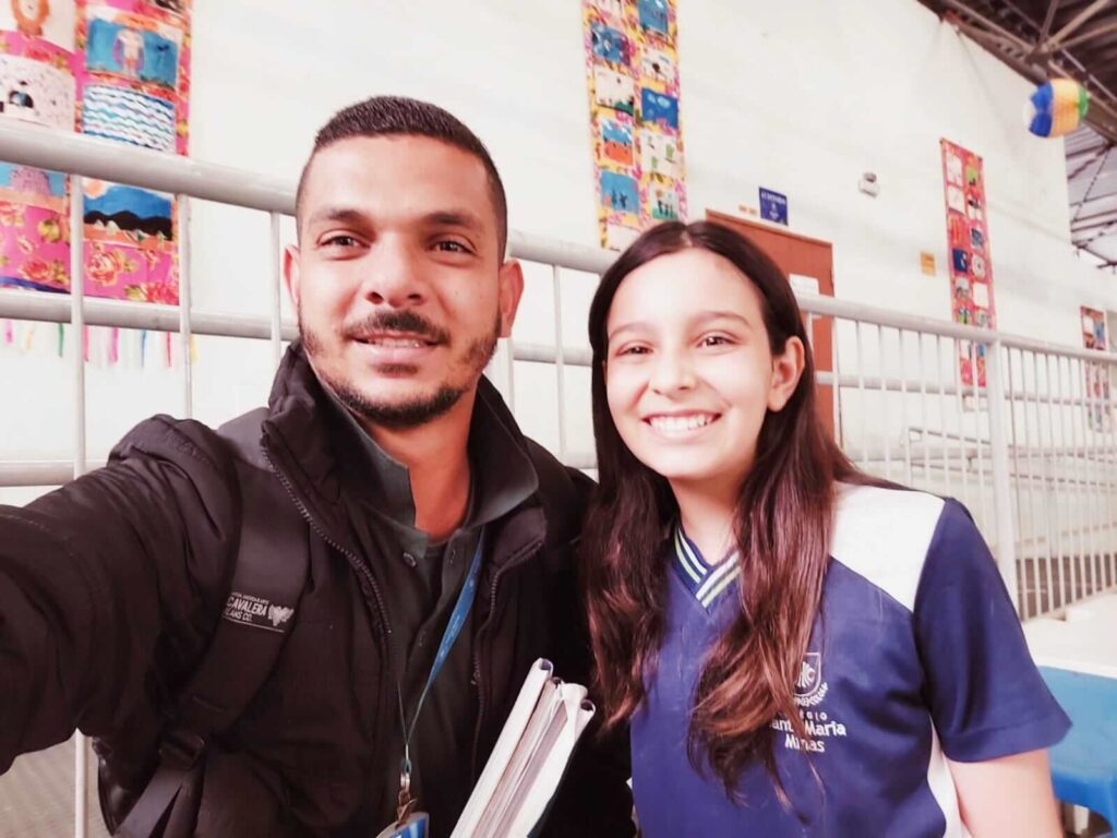 Aos 11 anos, estudante cria nova forma de calcular raiz quadrada e inspira fórmula inédita Aos 11 anos, estudante cria nova forma de calcular raiz quadrada e inspira fórmula inédita