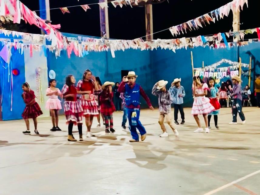 Festa Julina reúne cultura, famílias e comunidade no encerramento do semestre na Escola Indígena Tupã'i Ñandeva