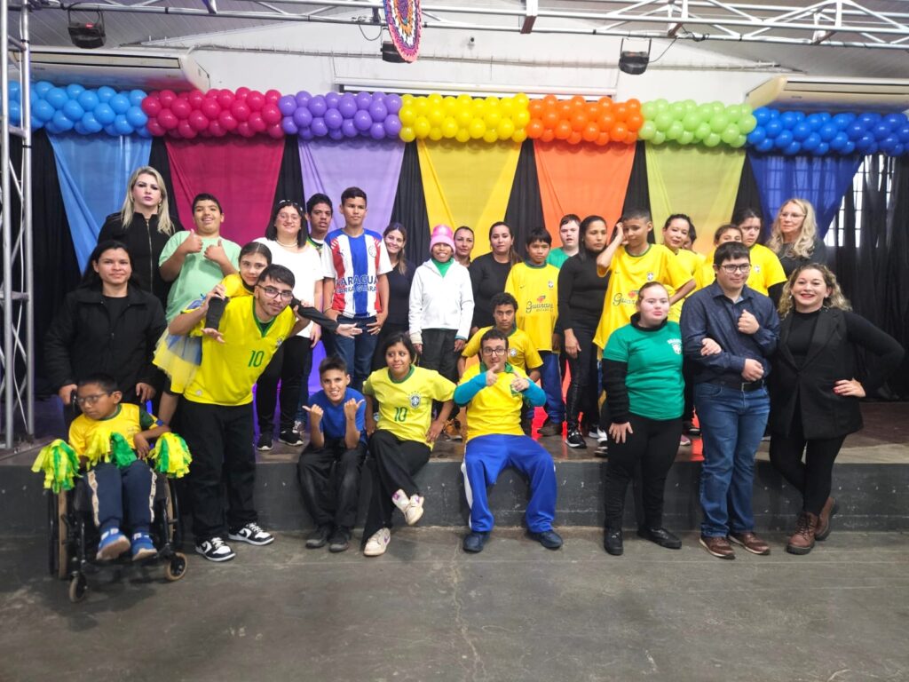 Festa das Cores promove inclusão, cultura e protagonismo estudantil na APAE de Amambai Festa das Cores promove inclusão, cultura e protagonismo estudantil na APAE de Amambai