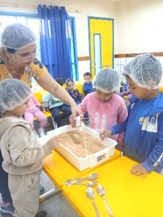 Agosto: um mês de afeto, cultura e aprendizagem no CEI Rosa Maria Osorski Agosto: um mês de afeto, cultura e aprendizagem no CEI Rosa Maria Osorski