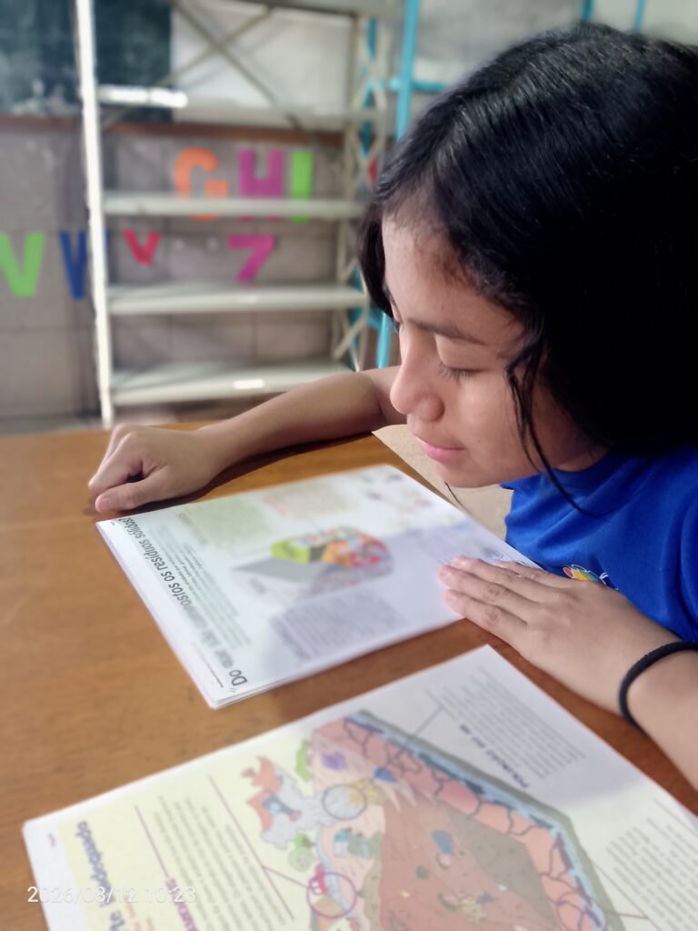 Trabalho de setembro na Escola Tupã’i Ñandeva e sua extensão Jaguari Trabalho de setembro na Escola Tupã’i Ñandeva e sua extensão Jaguari