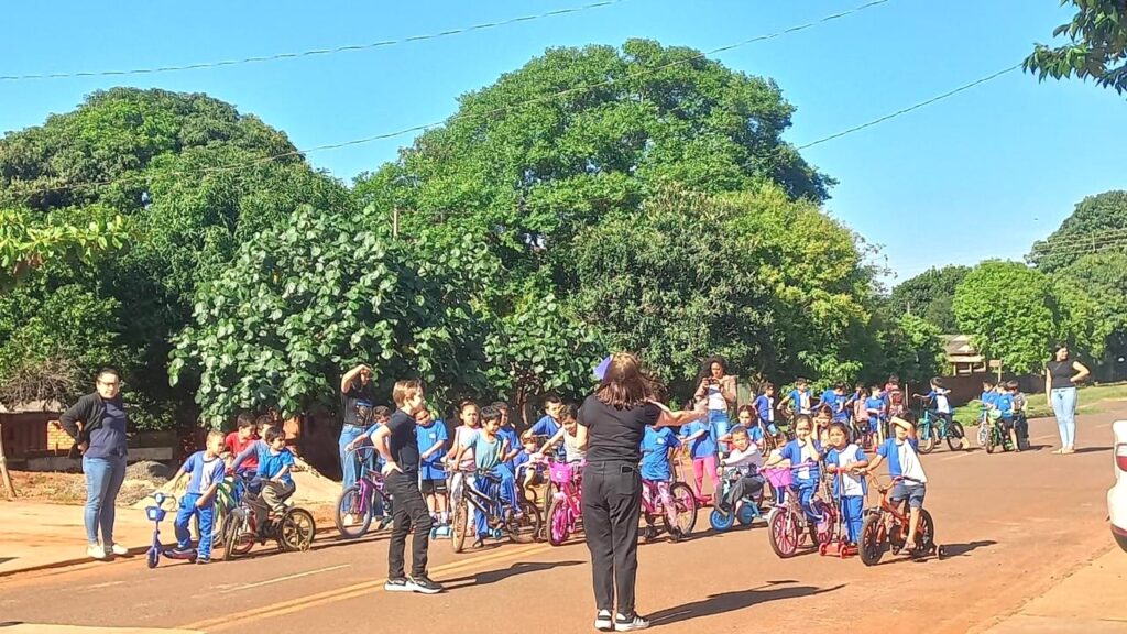 Semana do Trânsito na Escola Ayrton Senna da Silva Semana do Trânsito na Escola Ayrton Senna da Silva