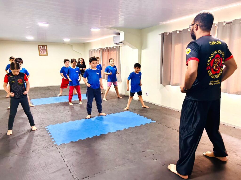 Kung fu amplia atividades oferecidas pelo Instituto Eduardo Dutra Lescano Kung fu amplia atividades oferecidas pelo Instituto Eduardo Dutra Lescano