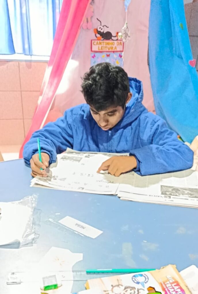 Jornal como ferramenta de aprendizado na Sala de Recursos Jornal como ferramenta de aprendizado na Sala de Recursos