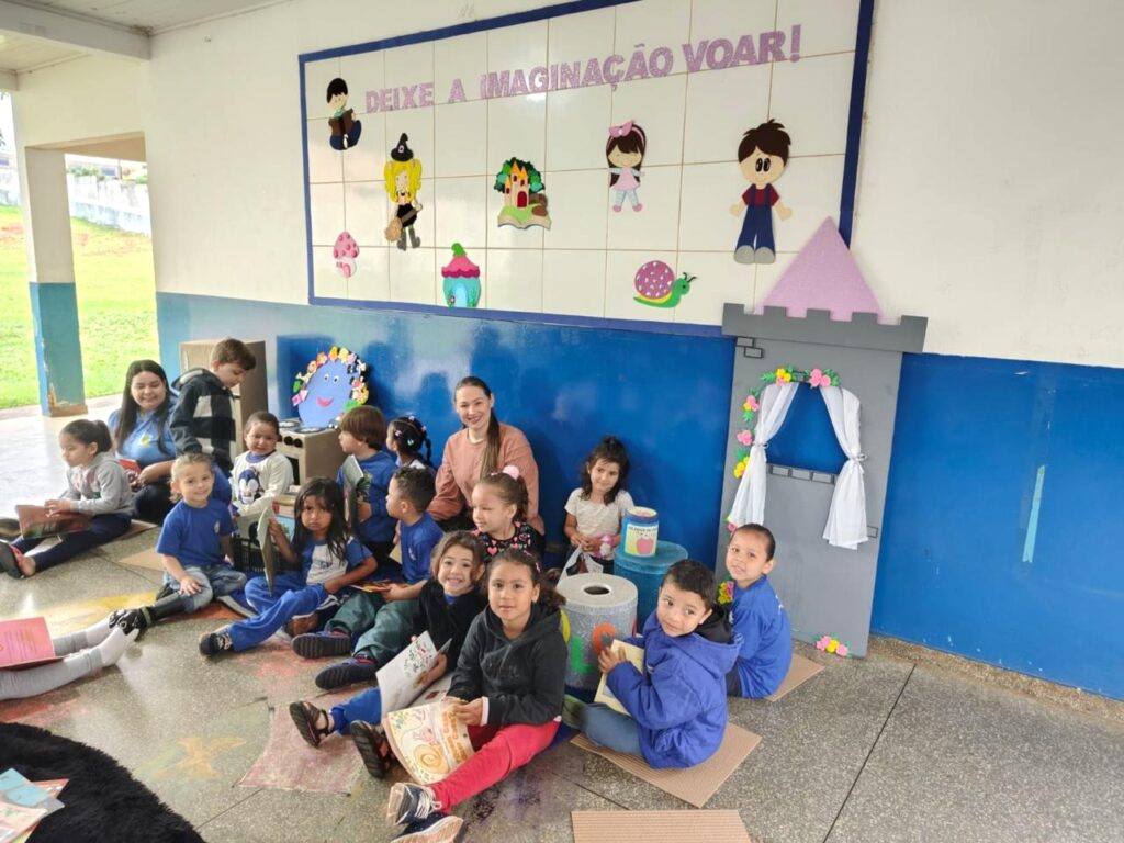 A contação de histórias na Educação Infantil A contação de histórias na Educação Infantil