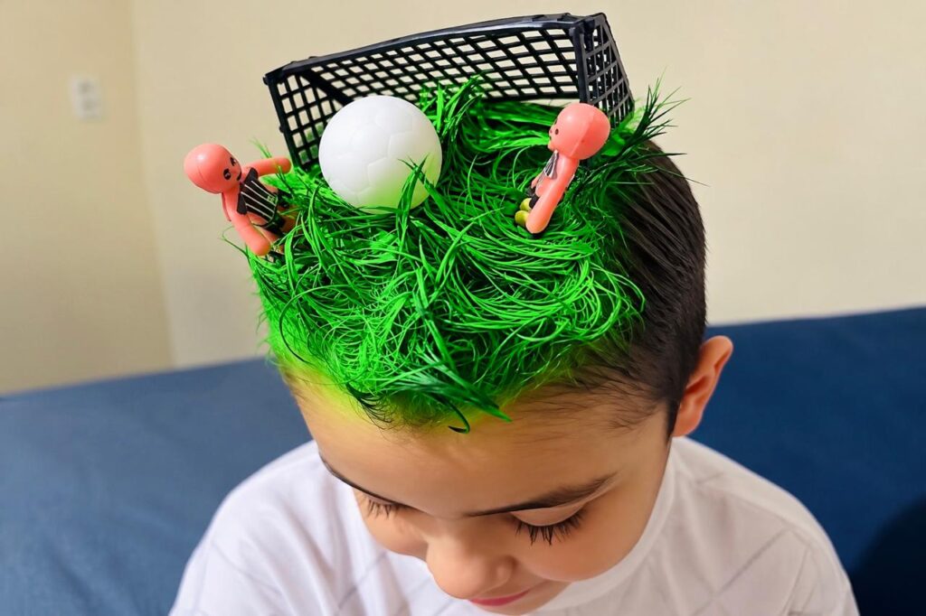 Dia do Cabelo Maluco vira atração nas escolas de Amambai e encanta as crianças