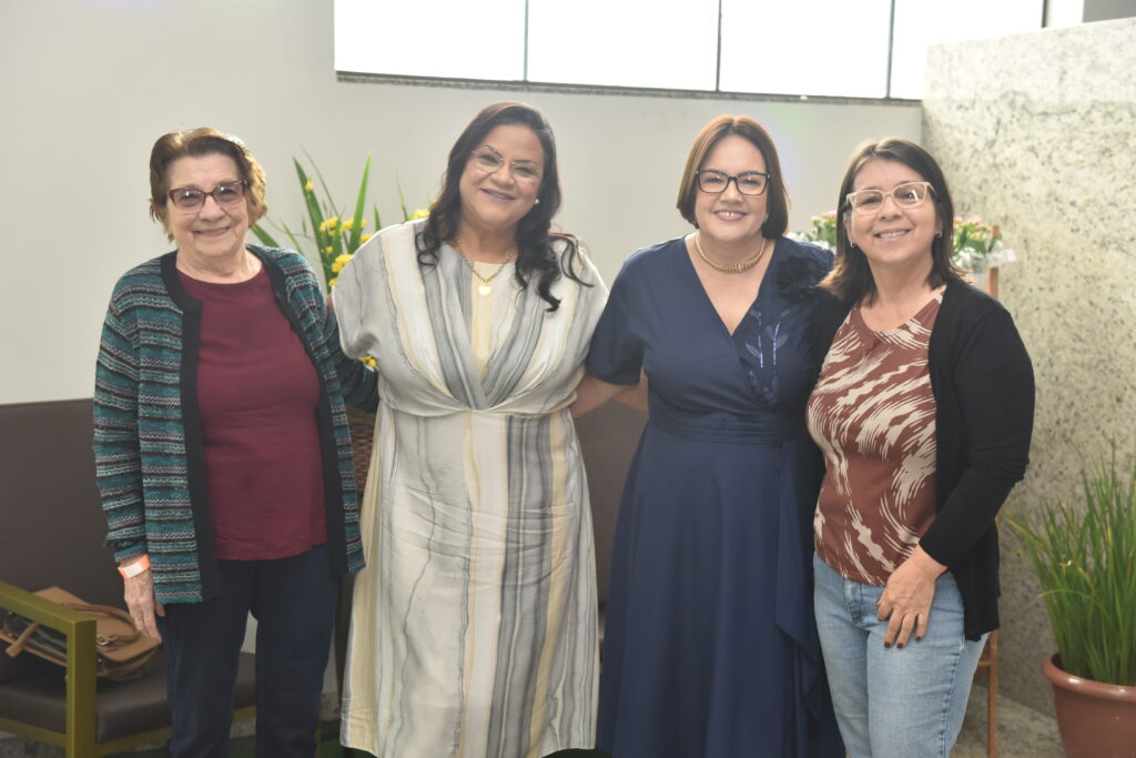 SIMTED de Amambai reúne profissionais da educação em confraternização especial