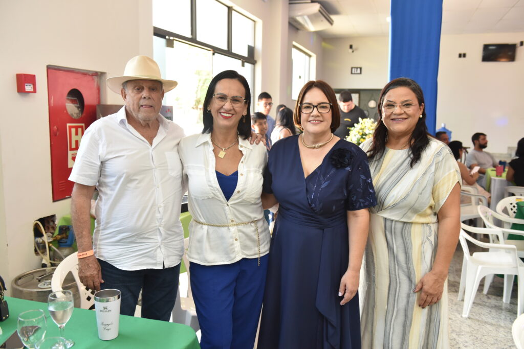 SIMTED de Amambai reúne profissionais da educação em confraternização especial