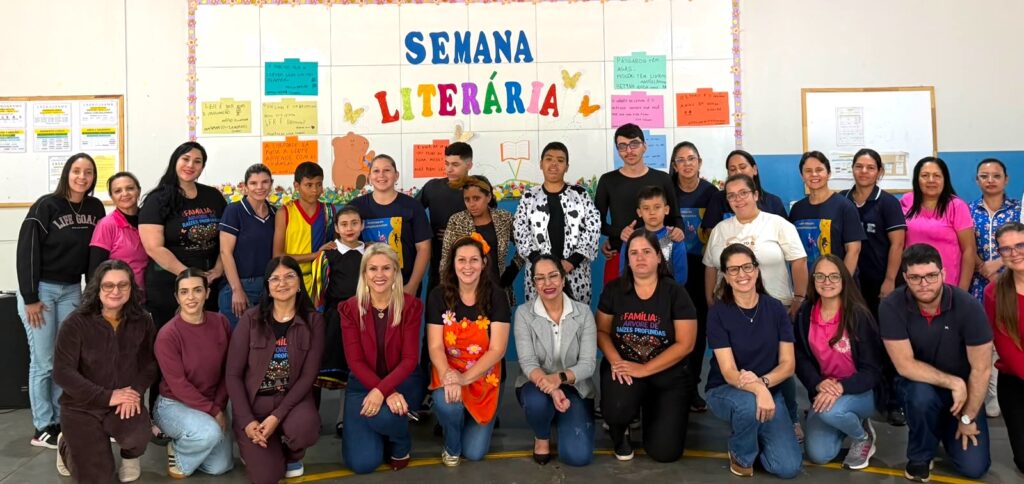 Escola Municipal Dr. Rachid Saldanha Derzi celebra o Dia do Funcionário Público, o Dia do Professor e a Semana Literária Escola Municipal Dr. Rachid Saldanha Derzi celebra o Dia do Funcionário Público, o Dia do Professor e a Semana Literária