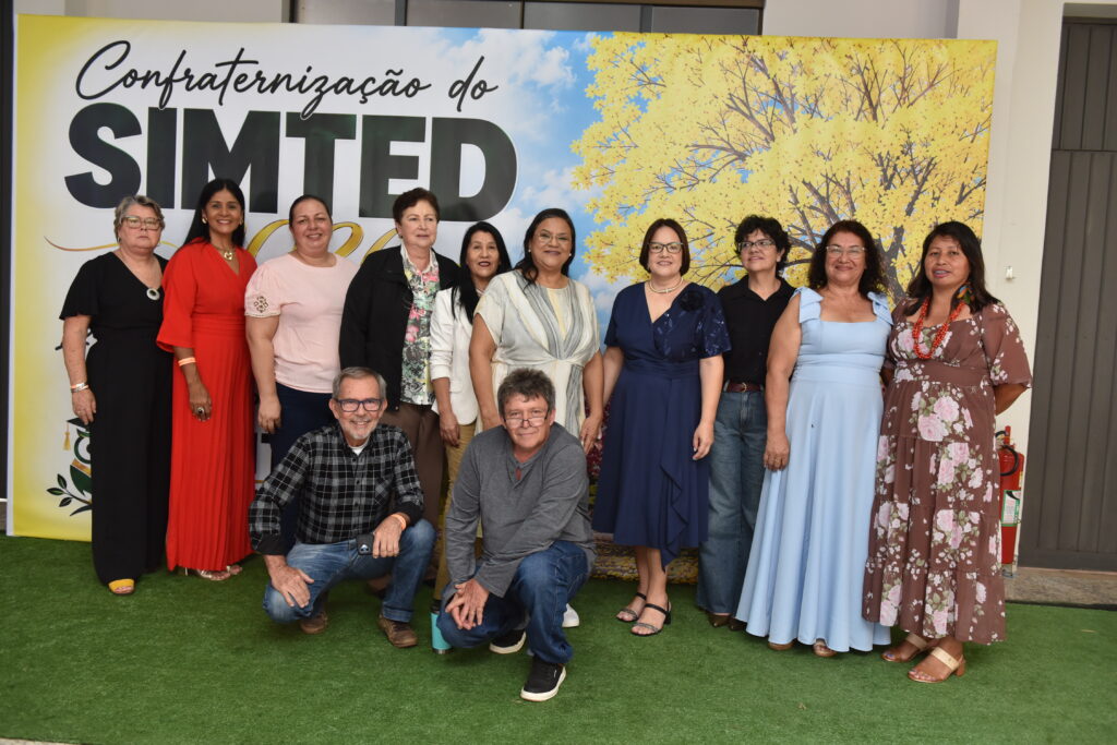 SIMTED de Amambai reúne profissionais da educação em confraternização especial