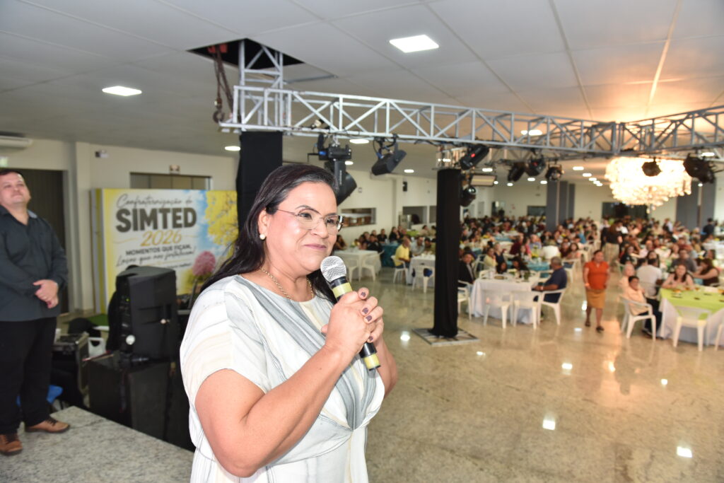 SIMTED de Amambai reúne profissionais da educação em confraternização especial