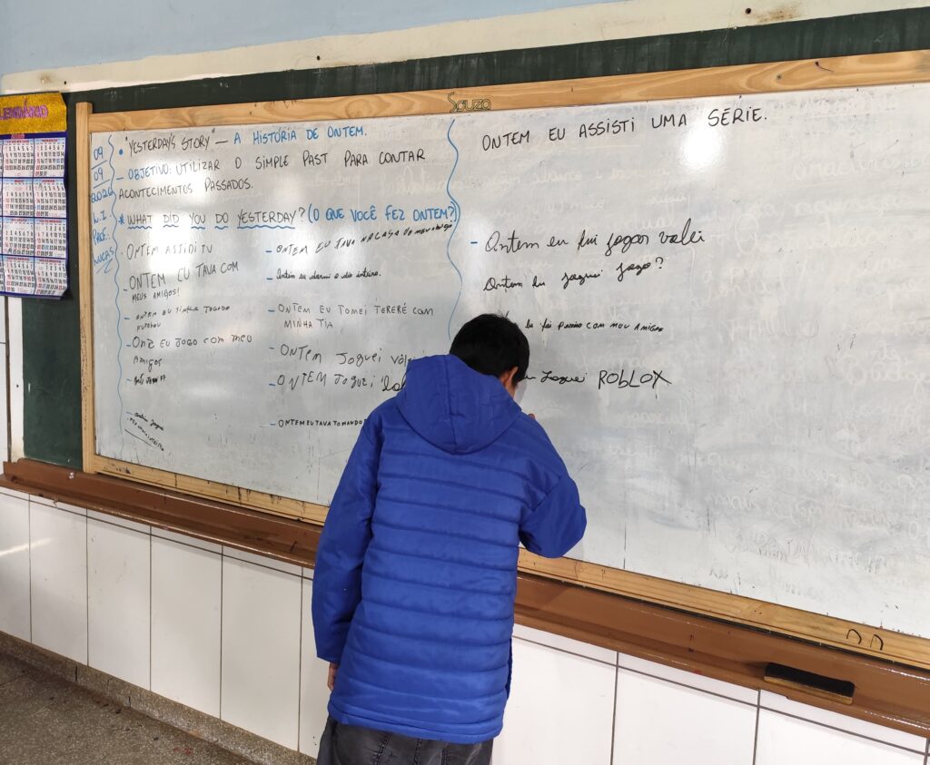 Entre aprendizagens e tradições: celebrando a infância e nossa história Entre aprendizagens e tradições: celebrando a infância e nossa história